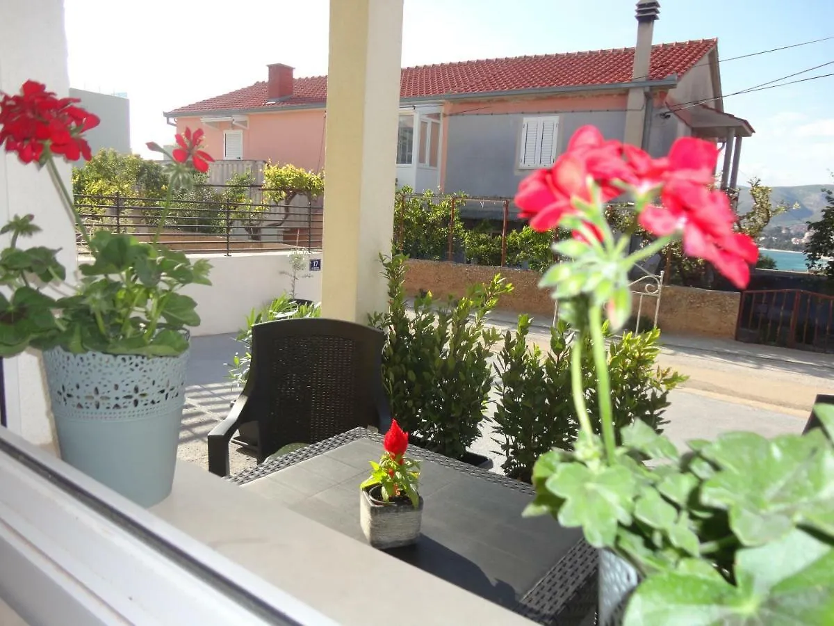 Apartments Marinera Trogir Kroatien